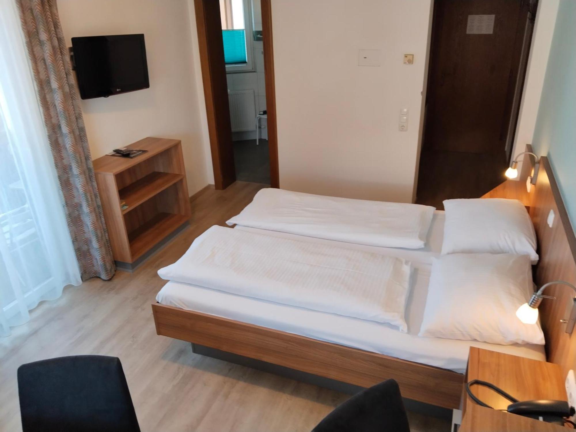 Dolomitenhotel Лиенц Екстериор снимка